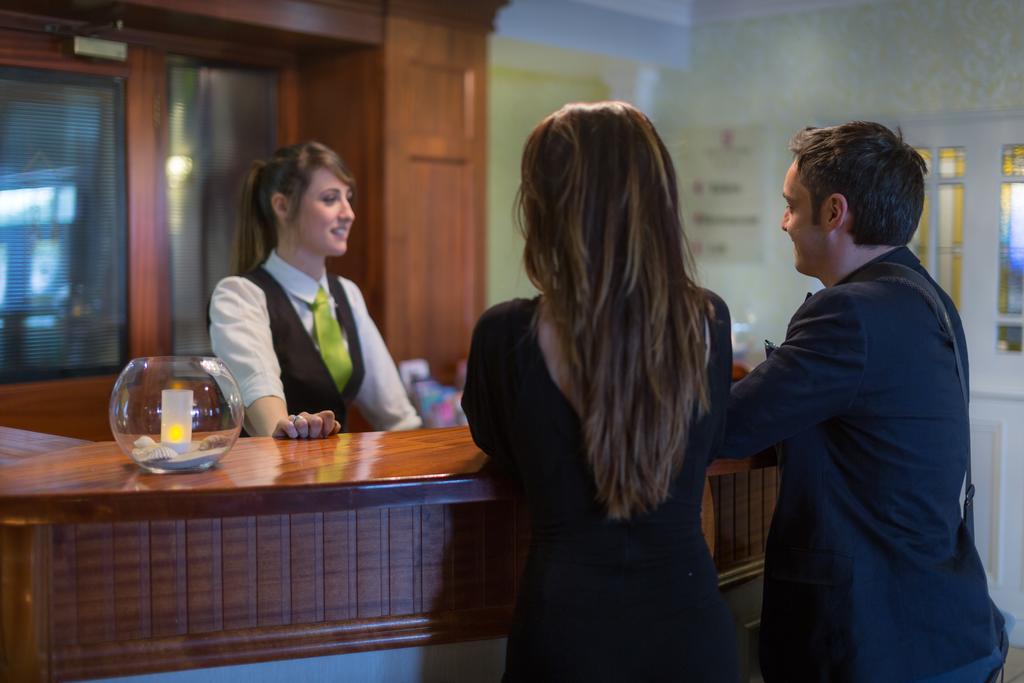 Ballyliffin Hotel Extérieur photo